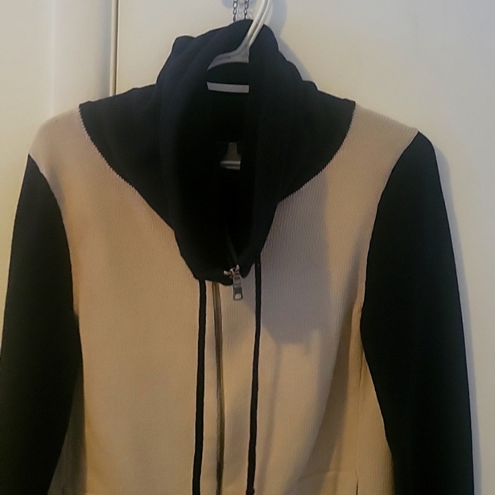 Mens Armani Exchange zip up to the top tan and black size small brandnew 👌